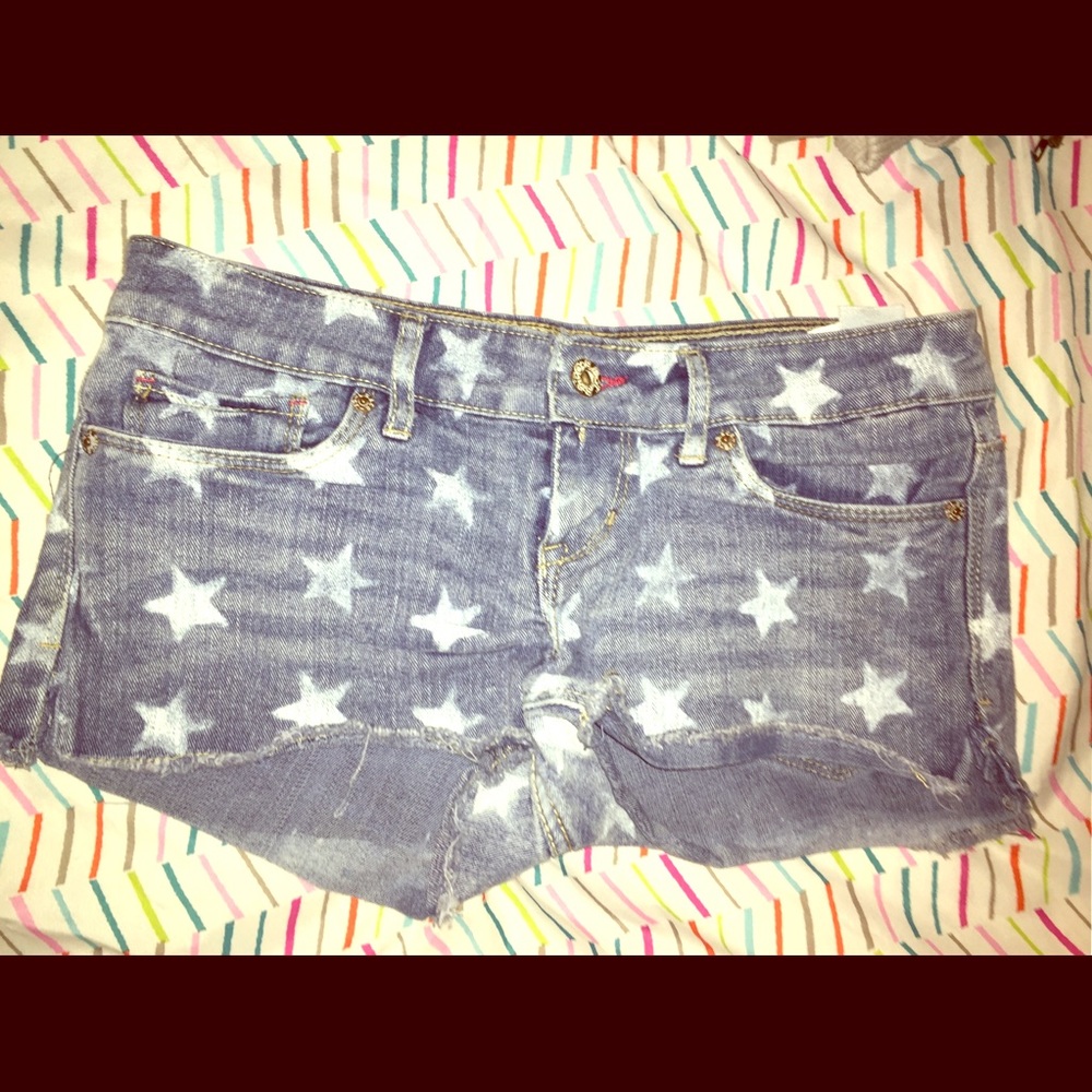 Levi America Booty Shorts
